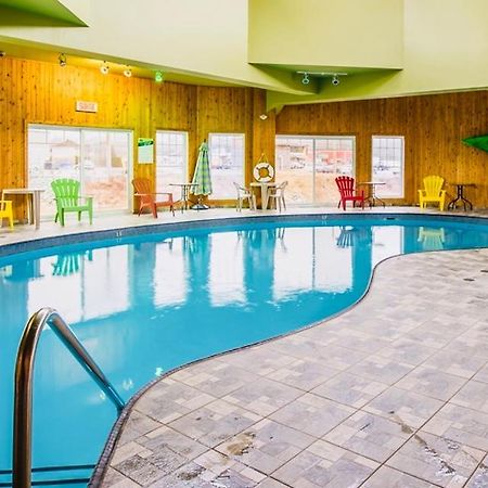 Quality Inn Rivière-du-Loup Exterior foto